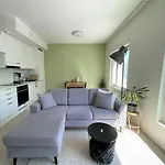 アパート - Comfort, Connectivity, Convenience