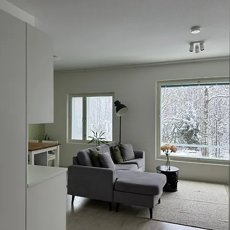 - Comfort, Connectivity, Convenience * אספו
